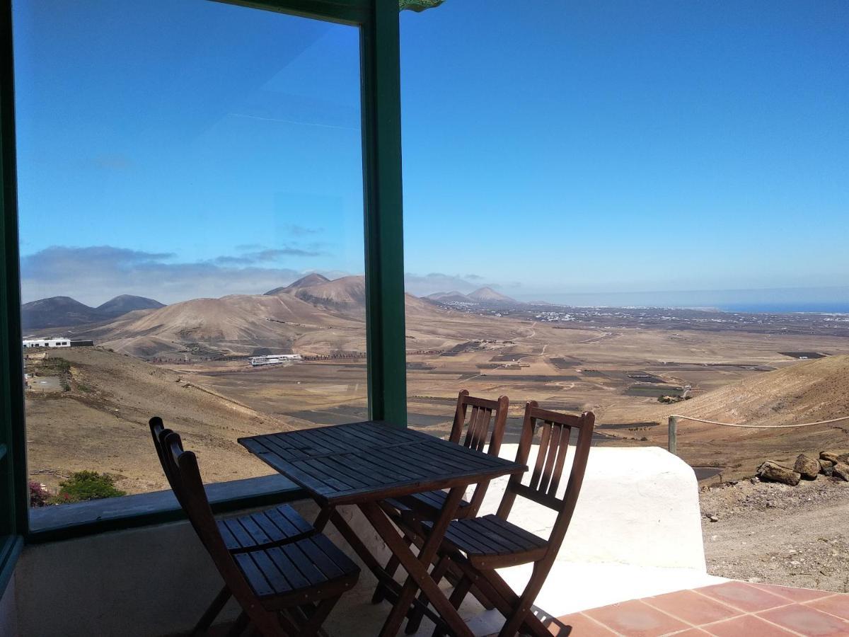 Villa El Perinqué Femés Esterno foto