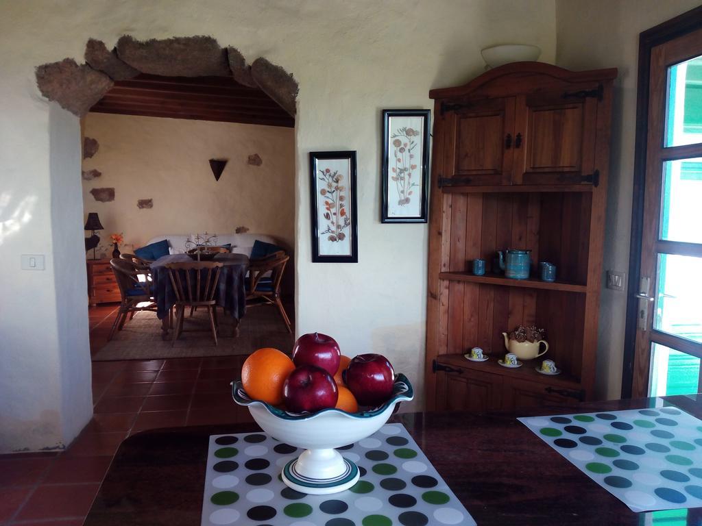 Villa El Perinqué Femés Esterno foto